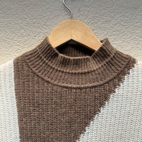 The Cashmere Project Sweater Womens Size M Minimalist 100% Cashmere Soft Warm - Picture 4 of 15